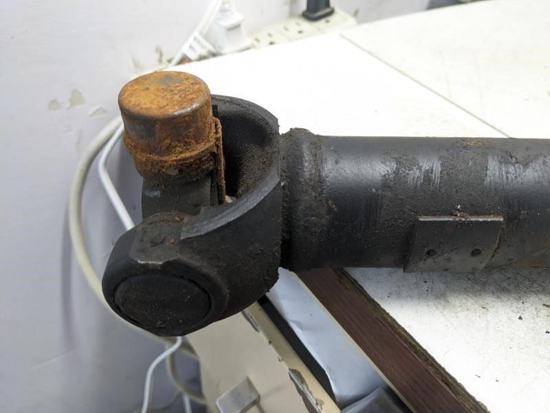 2014-2019 GMC Sierra 1500 5.3L Front Axle Drive Shaft 22760960 OEM - Alshned Auto Parts