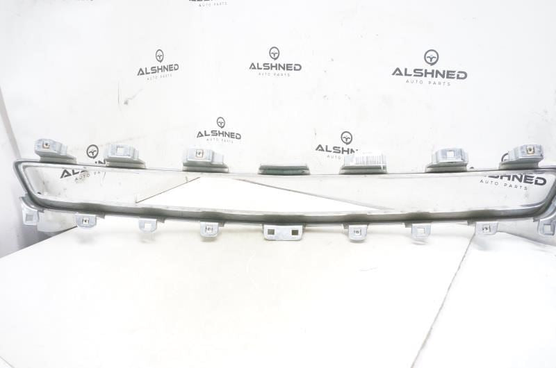 2008-2012 Chevrolet Malibu Hybrid  Front Upper Grille 15823701 OEM - Alshned Auto Parts