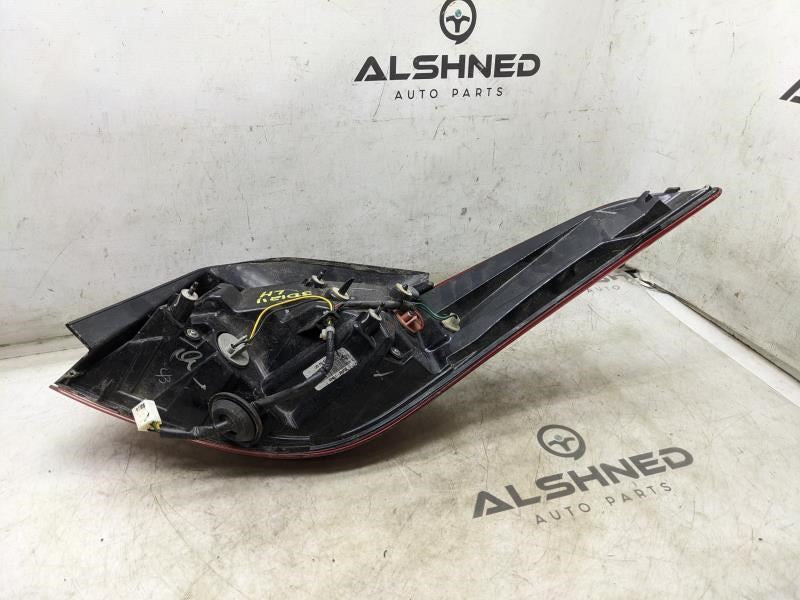 2014-2016 Hyundai Elantra Rear Left Driver Side Tail Light Lamp 92401-3Y550 OEM - Alshned Auto Parts