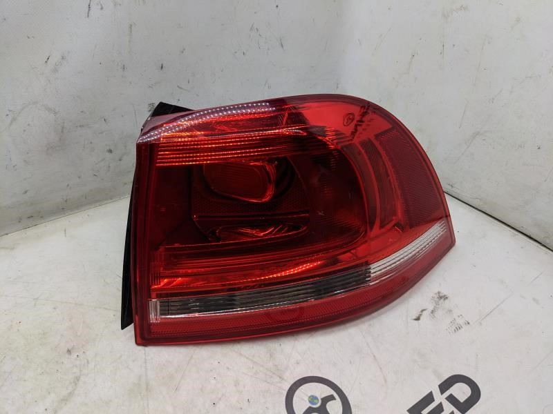 2011-2014 Volkswagen Touareg Rear Right Side Tail Light Lamp 7P6-945-096-E OEM - Alshned Auto Parts