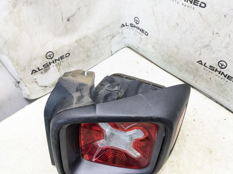 2015-2016 Jeep Renegade Rear Passenger Right Tail Lamp Trail Hawk 68256055AA OEM - Alshned Auto Parts