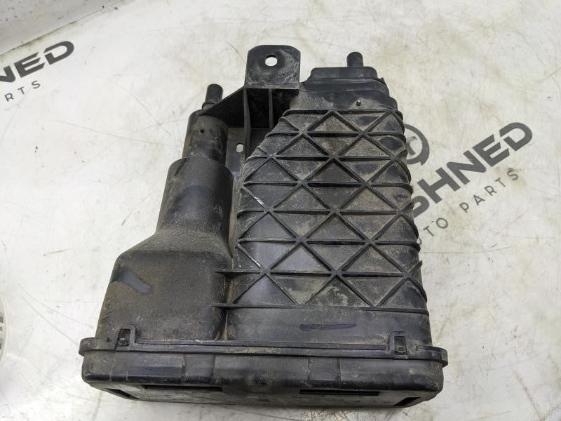 2017-2020 GMC Yukon 5.3L Fuel Vapor Evaporator Emission Canister 84106548 OEM - Alshned Auto Parts