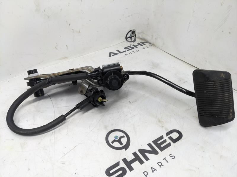 2013-2018 Ram 1500 Laramie Brake Pedal and Pad 52122405AD OEM - Alshned Auto Parts