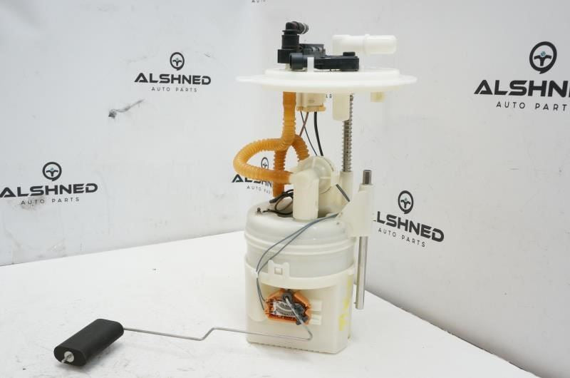 2013 HYUNDAI SANTA FE Fuel Pump Assembly 31110-4z500 OEM - Alshned Auto Parts