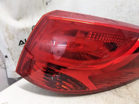 2010-2015 Hyundai Tucson Rear Right Side Tail Light Lamp 92402-2S050 OEM - Alshned Auto Parts