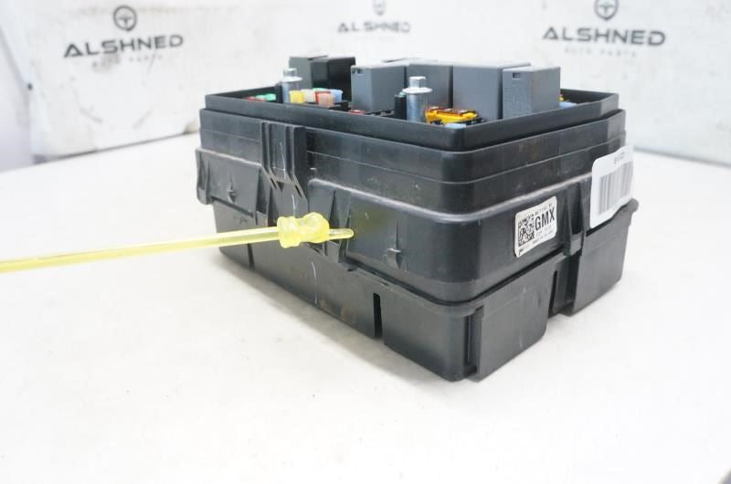 2021 Chevrolet Silverado 2500 Fuse Box Engine 86771157 OEM *ReaD* - Alshned Auto Parts