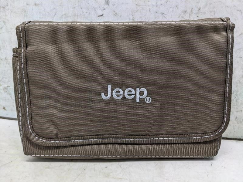 2017 Jeep Compass User Guide set with Case 17MP49-926-AA OEM - Alshned Auto Parts