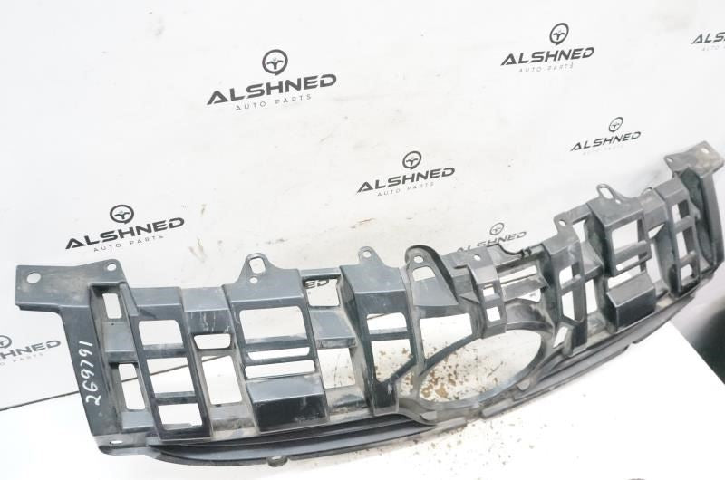 2010-2011  Toyota Prius Front Upper Radiator Grille 53111-47020 OEM - Alshned Auto Parts