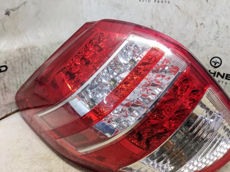 2009-2012 Toyota RAV4 Rear Left Driver Side Tail Light Lamp 81560-0R010 OEM - Alshned Auto Parts