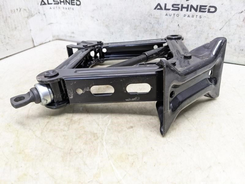 2015-2023 Hyundai Sonata Lift Jack 09110-B1000 OEM - Alshned Auto Parts