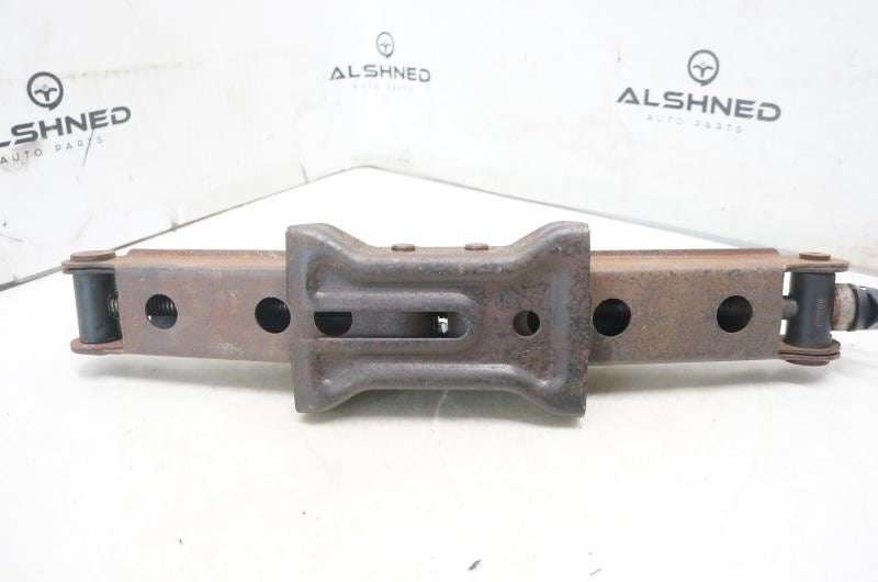 2010 Jeep Wrangler Lift Jack 52014439AA OEM *ReaD* - Alshned Auto Parts