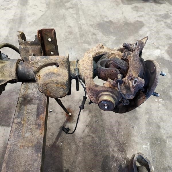 2007-2015 Jeep Wrangler Front Axle Assy Dana 30 LHD 3.21 Ratio 68004068AB OEM - Alshned Auto Parts